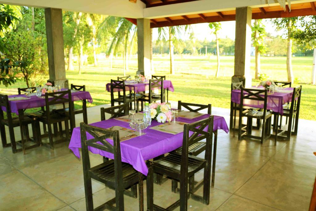 Manel Guest House Polonnaruwa Esterno foto