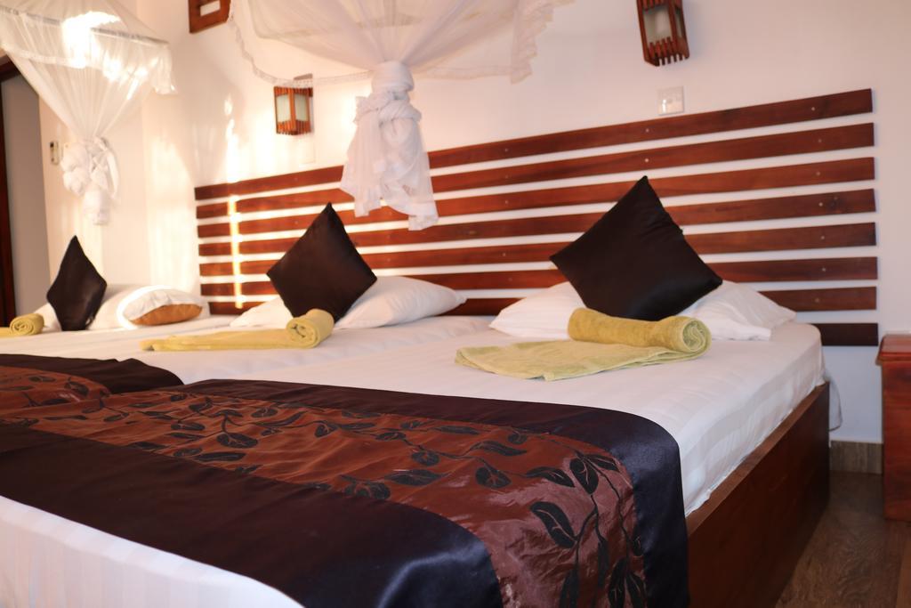 Manel Guest House Polonnaruwa Esterno foto