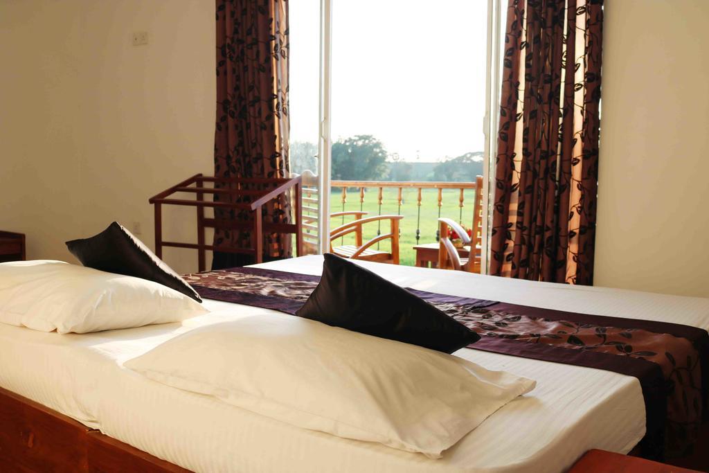 Manel Guest House Polonnaruwa Esterno foto