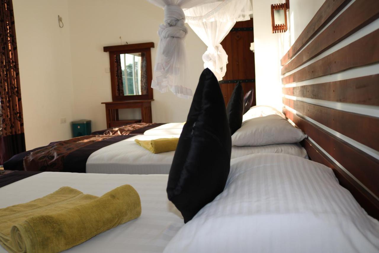 Manel Guest House Polonnaruwa Esterno foto