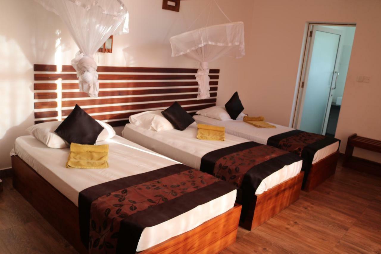 Manel Guest House Polonnaruwa Esterno foto